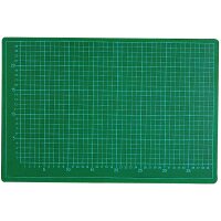 Schneidematte TWIN  2,5 mm stark, 5-lagig, 30 x 22 cm, grün/schwarz, einseitig bedruckt